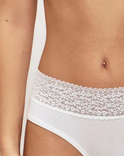 Cheeky avec dentelle