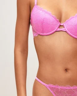 Soutien-gorge ampliforme en dentelle florale