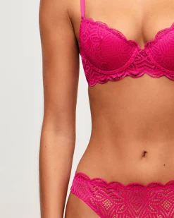 Soutien-gorge ampliforme en dentelle
