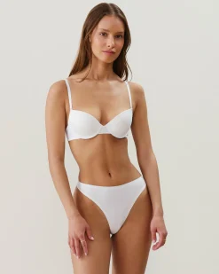 Soutien-gorge ampliforme en microfibre