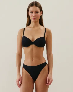 Soutien-gorge ampliforme en microfibre