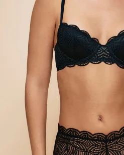 Soutien-gorge à coques fines en dentelle
