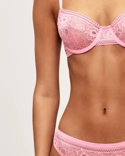 Soutien-gorge corbeille en dentelle