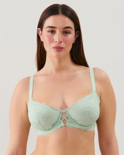 Soutien-gorge corbeille en dentelle écru