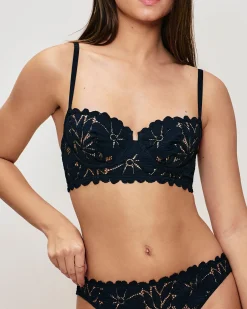 Soutien-gorge corbeille en dentelle