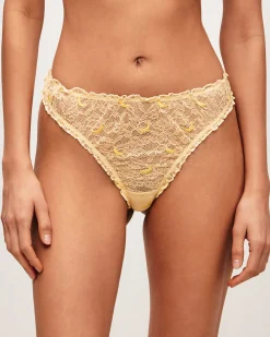 String en dentelle avec bananes brodées