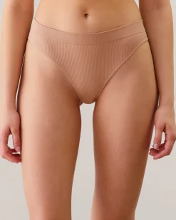 String seamless