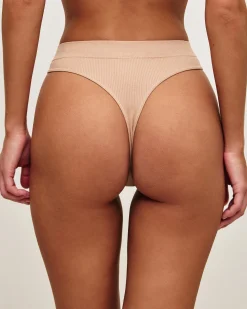 String seamless