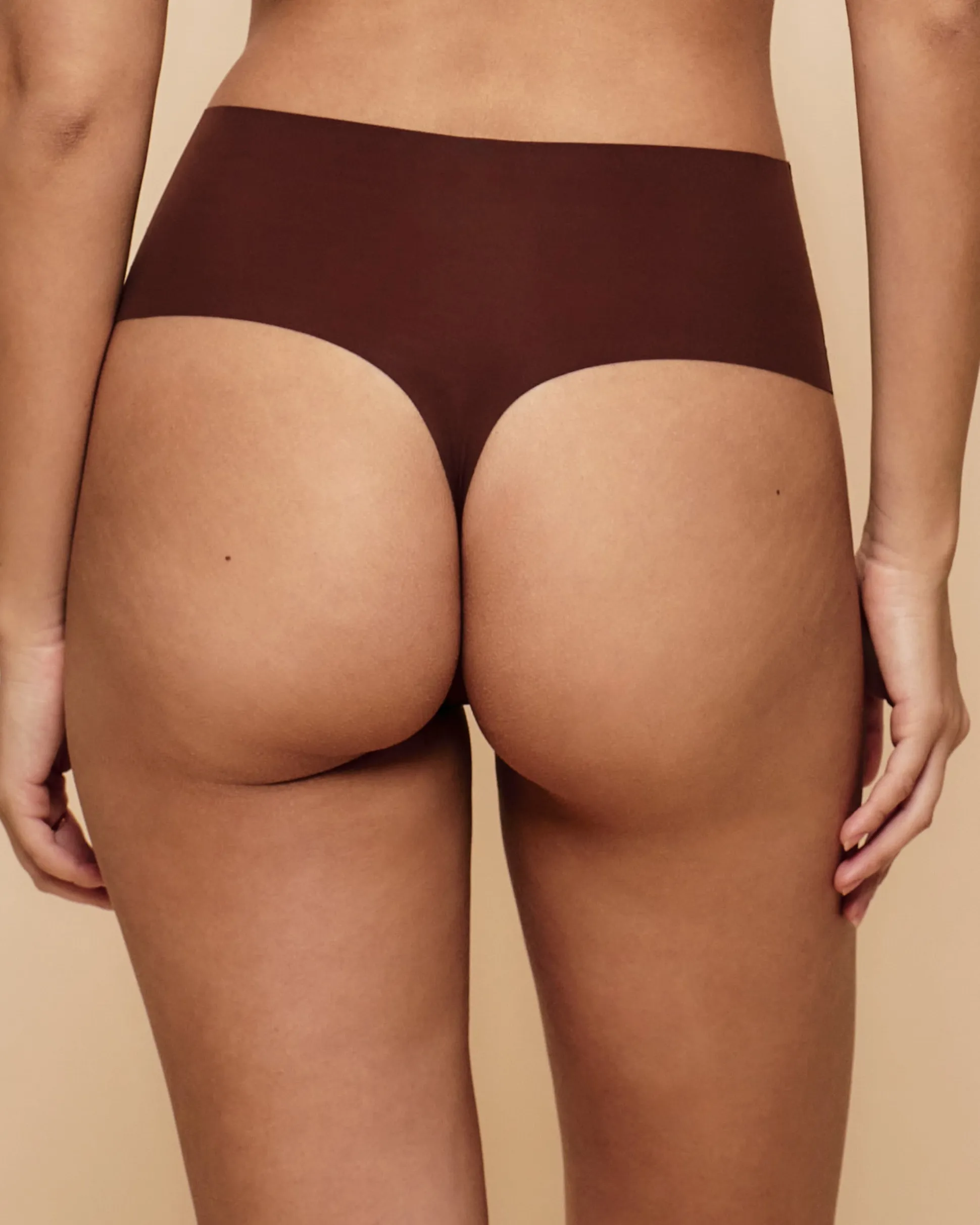 String taille haute en microfibre