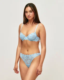Tanga en dentelle florale