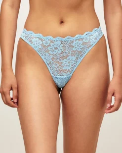 Tanga en dentelle florale