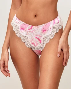 Tanga en satin et dentelle à motifs cerises